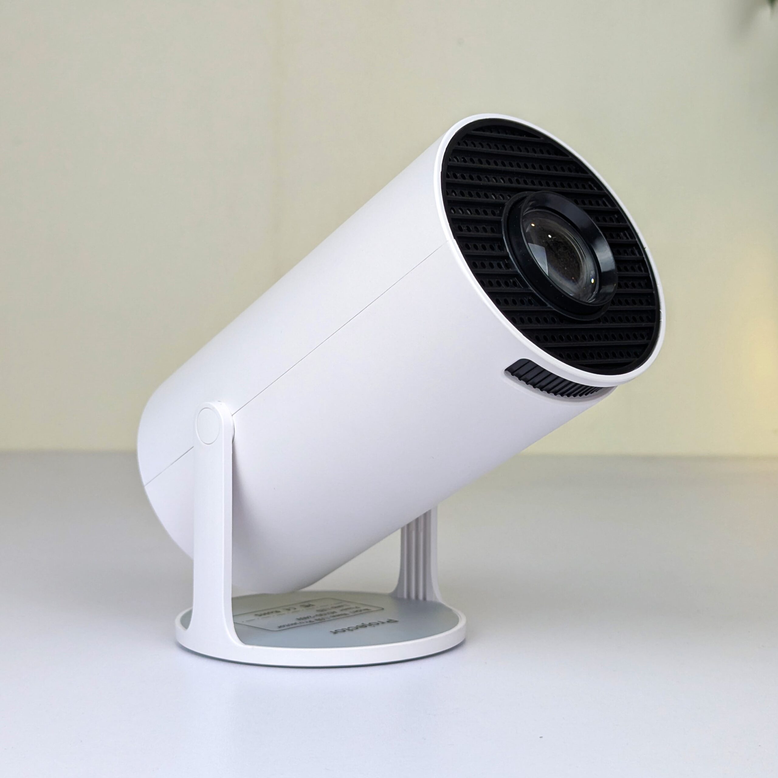 HY300 Smart Mini Projector - 4