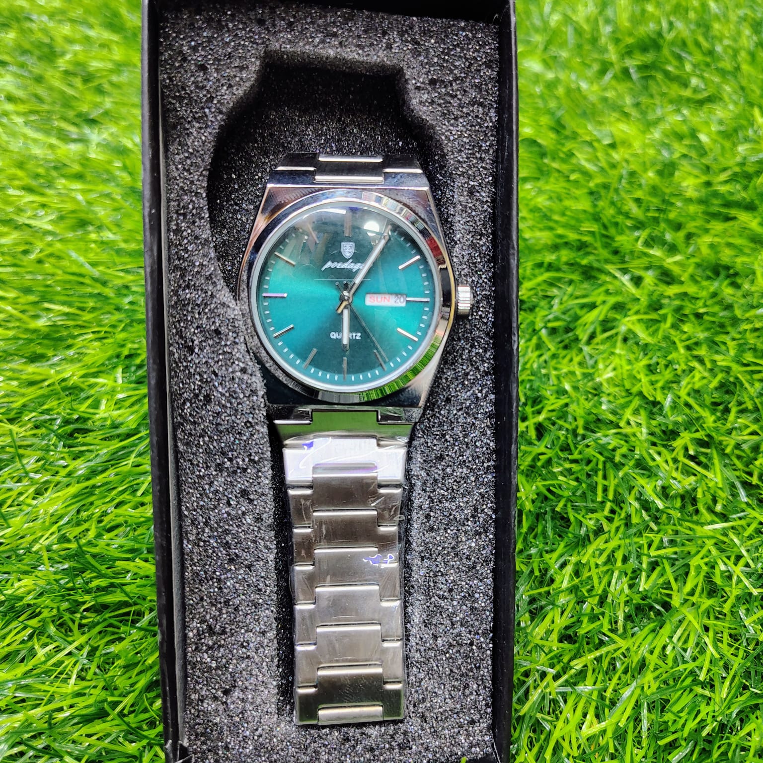 POEDAGAR 930 Men's New Luxury Luminous Date Week Stainless Steel Quartz Watch For Men - 5