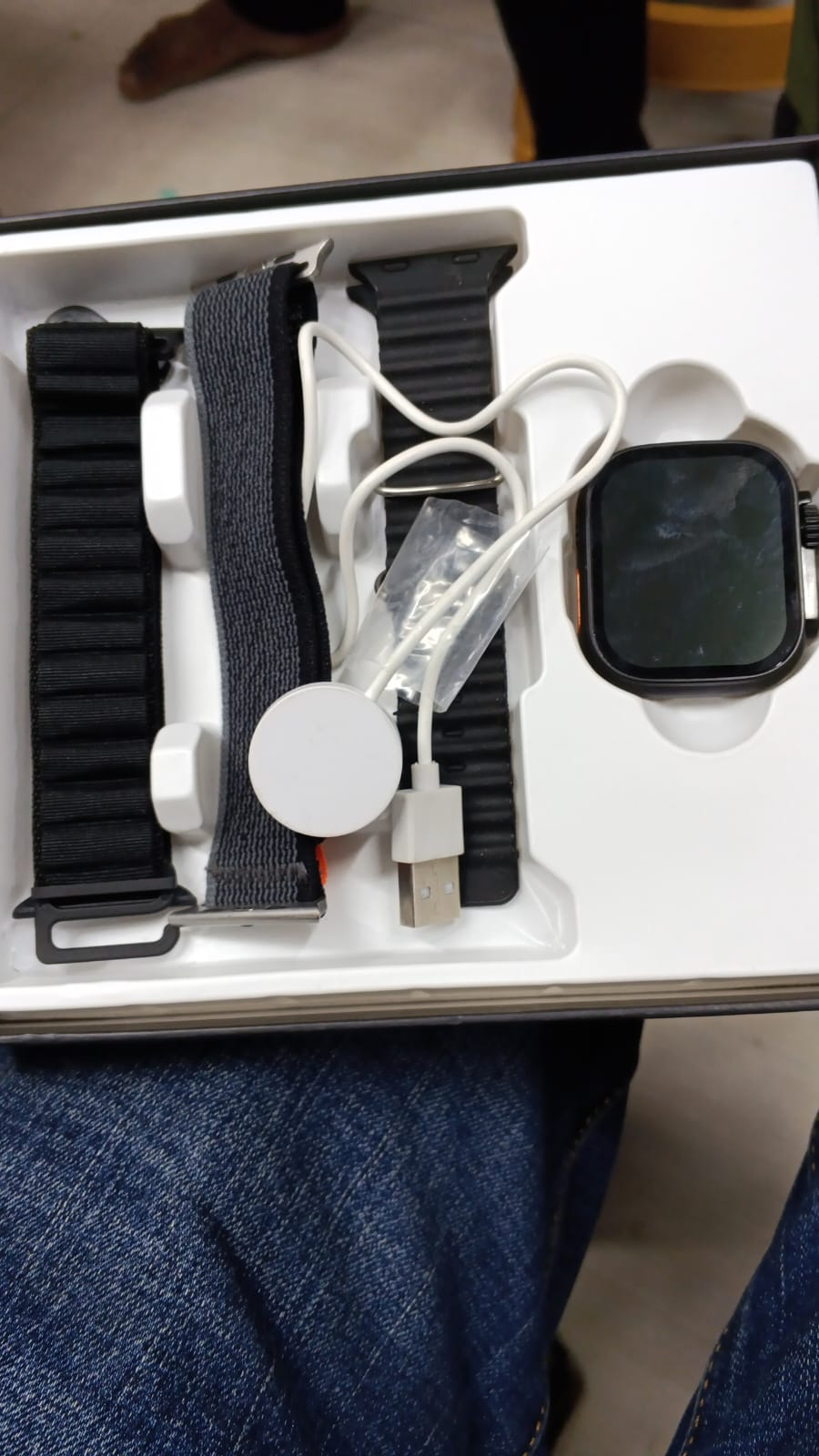 H W S 11 C a L L 5G Sim Wrist Wach With Camera - 5