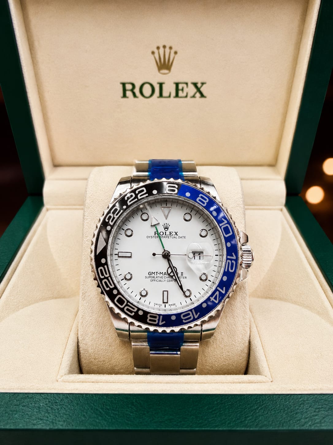 Rolex GMT-Master Men’s Watch (Premium Rolex Gift Box)